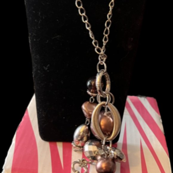 Lot of gently used necklaces - Picture 9 of 10